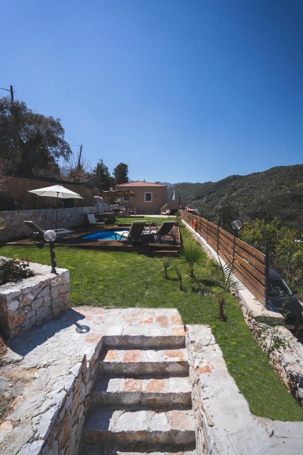 Ampelos Cretan Villa - Private Pool & Heated Ozone Jacuzzi Yerolákkos Exterior foto
